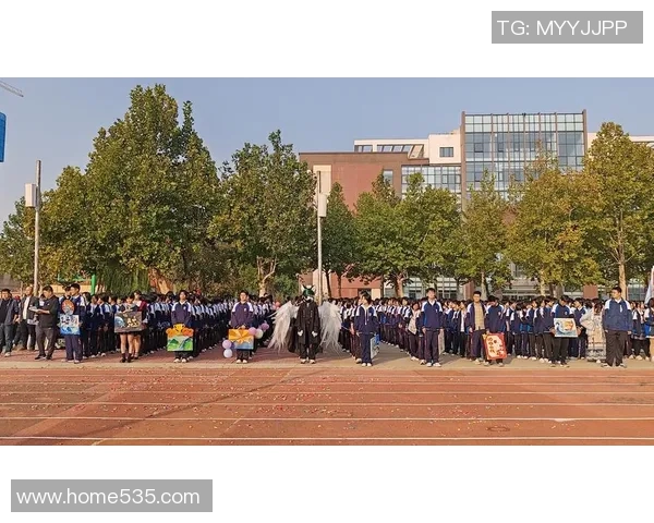 北京足球队的拼搏历程与梦想追逐的精彩瞬间回顾